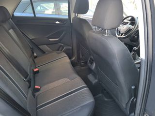 Volkswagen T-Roc 2018-thumb-13