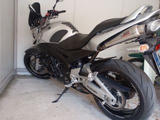 Suzuki GSR 600 2008-thumb-2