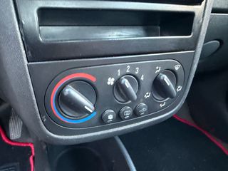 Opel Corsa 2005 1.2 TWINPORT / AUTO ΛΑΖΑΡΙΔΗΣ-thumb-9