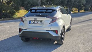 Toyota C-HR 2019 BOOKSERVIS TOYOTA-thumb-5