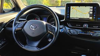 Toyota C-HR 2019 BOOKSERVIS TOYOTA-thumb-14