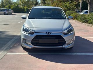 Hyundai i 20 2015 1.2 STYLE-thumb-1