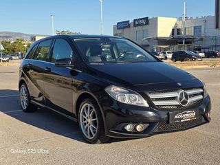 Mercedes-Benz B 180 2014-thumb-2