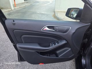 Mercedes-Benz B 180 2014-thumb-9