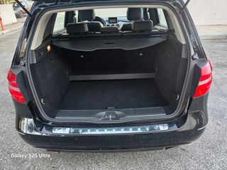 Mercedes-Benz B 180 2014-thumb-19