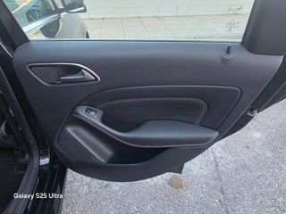 Mercedes-Benz B 180 2014-thumb-21