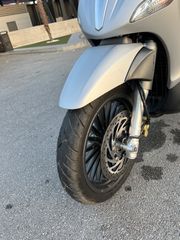 Piaggio Beverly 300 2018 BEVERLY 300 S-thumb-12