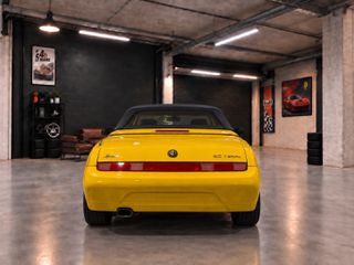 Alfa Romeo Spider 2003 LIMITED EDITION  NUMBERED no324-thumb-1