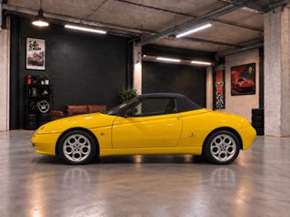 Alfa Romeo Spider 2003 LIMITED EDITION  NUMBERED no324-thumb-13