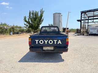 Toyota Hilux 1990-thumb-4