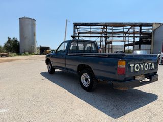 Toyota Hilux 1990-thumb-5