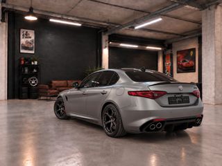 Alfa Romeo Giulia 2019 V6 NRING NR 32/108  4500 km !-thumb-4
