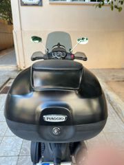 Piaggio Beverly 350 2018 police abs asr-thumb-6