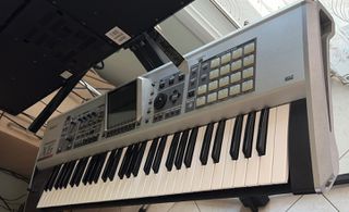 ROLAND FANTOM X6-thumb-2