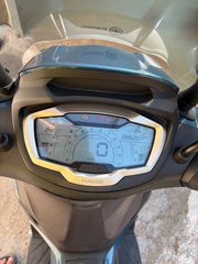 Piaggio Beverly 300 2022-thumb-5