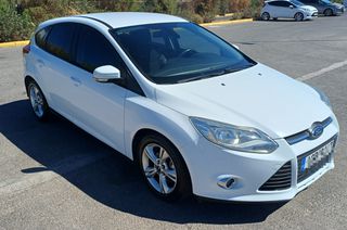 Ford Focus 2013 1.6 TDCI 115hp-thumb-2
