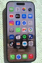 iphone 15 pro-thumb-3
