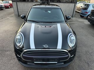 Mini Cooper D 2019 /// Automatic /// Full Extra /// Panorama ///-thumb-4