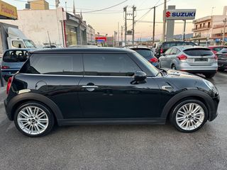Mini Cooper D 2019 /// Automatic /// Full Extra /// Panorama ///-thumb-7