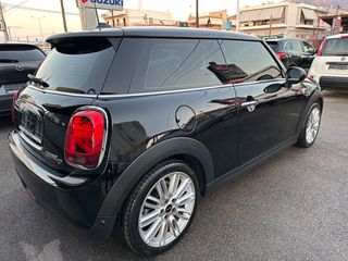 Mini Cooper D 2019 /// Automatic /// Full Extra /// Panorama ///-thumb-8
