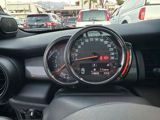 Mini Cooper D 2019 /// Automatic /// Full Extra /// Panorama ///-thumb-27