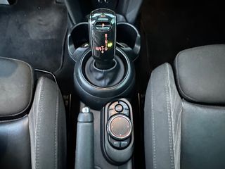 Mini Cooper D 2019 /// Automatic /// Full Extra /// Panorama ///-thumb-33