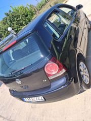 Volkswagen Polo 2009-thumb-6