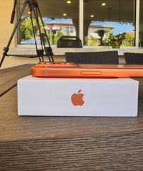 iPhone 17pro max orange-thumb-2