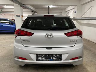 Hyundai i 20 2017 •Passion•Οθόνη•Navi•Camera•-thumb-6