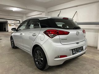 Hyundai i 20 2017 •Passion•Οθόνη•Navi•Camera•-thumb-5