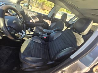 Peugeot 2008 2016-thumb-9