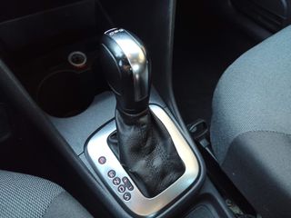 Volkswagen Polo 2014 COMFORT TSI 90PS DSG-thumb-18