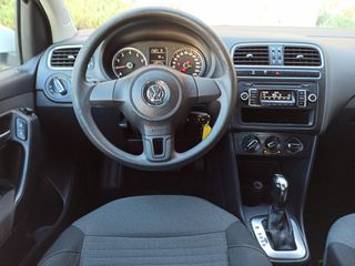 Volkswagen Polo 2014 COMFORT TSI 90PS DSG-thumb-21