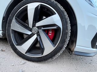 Volkswagen Golf 2019 gti-thumb-7