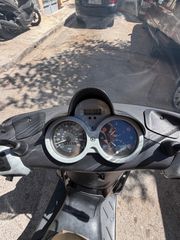 Piaggio Beverly 250 2008-thumb-8
