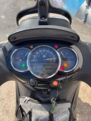 Piaggio Beverly 300 2018 BEVERLY 300 POLICE-thumb-13
