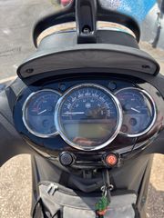 Piaggio Beverly 300 2018 BEVERLY 300 POLICE-thumb-14