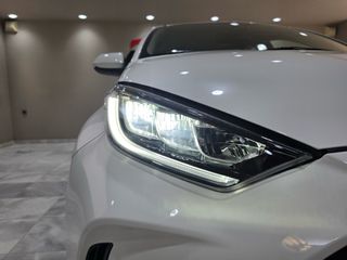 Toyota Yaris 2021 1.5 HYBRID/ΟΘΟΝΗ/CAMERA/LED/TOYOTA SAFETY SENSE/EU6-thumb-3