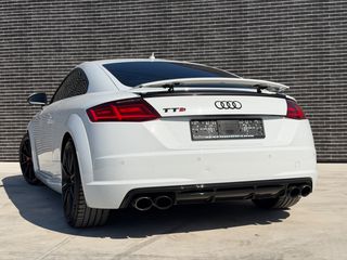 Audi TTS 2015-thumb-6