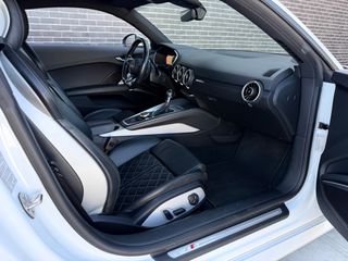 Audi TTS 2015-thumb-23