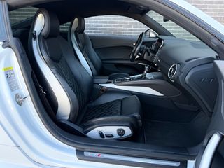 Audi TTS 2015-thumb-24