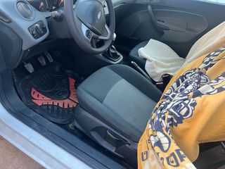 Κλούβα Ford 2009 FIESTA-thumb-13
