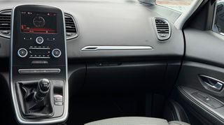 Renault Scenic 2018 ZEN 1.5 DCI | HYBRID ASSIST | 147,000KM!-thumb-39