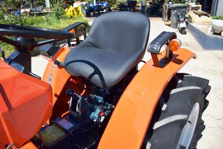 Τρακτέρ Kubota 2006 KUBOTA Β1500DT ΜΕ ΜΠΡΑΤΣΑ-thumb-6
