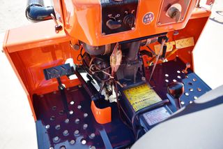 Τρακτέρ Kubota 2006 KUBOTA Β1500DT ΜΕ ΜΠΡΑΤΣΑ-thumb-10
