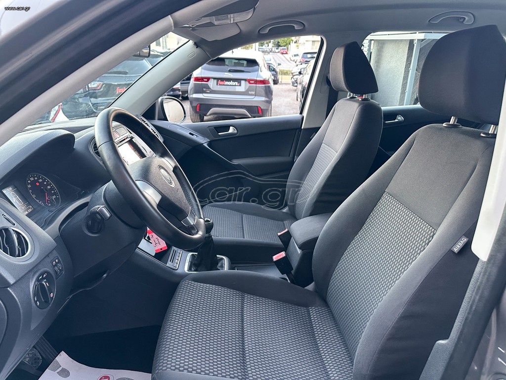 Volkswagen Tiguan thumbnail 11