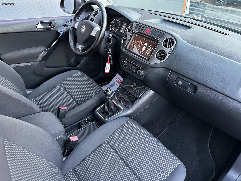 Volkswagen Tiguan thumbnail 12