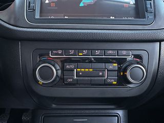 Volkswagen Tiguan 2010 4x4,Ελληνικής αντιπροσωπείας, Οθόνη,Βιβλίο service-thumb-19