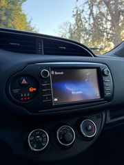 Toyota Yaris 2018-thumb-12
