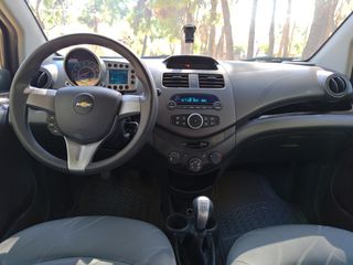 Chevrolet Spark 2011 1.2 / 82hp / LS-thumb-8
